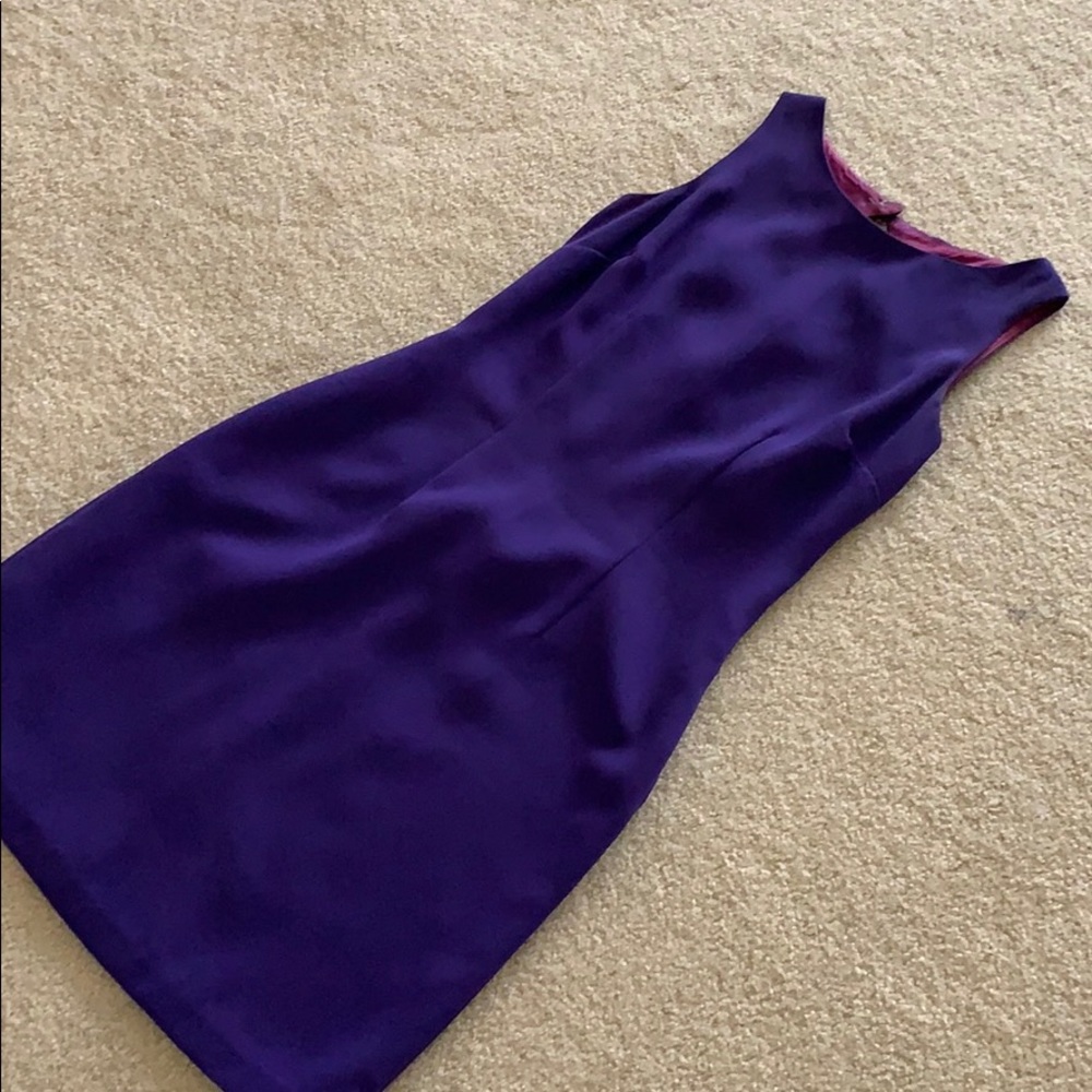 Dress purple sleeveless size 4 true size - Picture 2 of 4